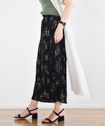 プリーツＩラインスカート／【WEB/EC限定商品】
