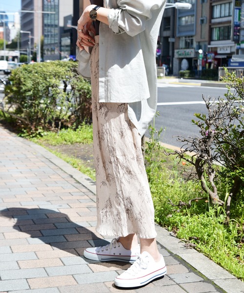 Ambre Neige（アンブルネージュ）の「プリーツＩラインスカート／【WEB/EC限定商品】（スカート・レディース・ブラック/オフホワイト/グリーン系その他・FREE）」の4枚目の写真