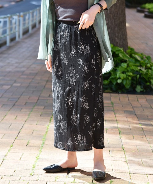 Ambre Neige（アンブルネージュ）の「プリーツＩラインスカート／【WEB/EC限定商品】（スカート・レディース・ブラック/オフホワイト/グリーン系その他・FREE）」の8枚目の写真