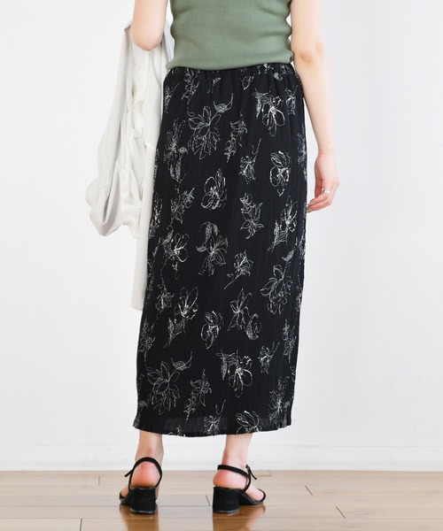 Ambre Neige（アンブルネージュ）の「プリーツＩラインスカート／【WEB/EC限定商品】（スカート・レディース・ブラック/オフホワイト/グリーン系その他・FREE）」の16枚目の写真