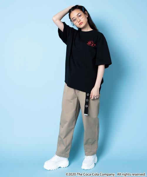 Coca Cola(コカコーラ)の「∴WEGO/COCA-COLA バックプリントTシャツ(Tシャツ/カットソー・レディース・ホワイト/ブラック・FREE)」の6枚目の写真