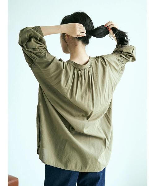 earth music&ecology(アースミュージックアンドエコロジー)の「綿レーヨンカフタンチュニック *(Tシャツ/カットソー・レディース・アイボリー/ベージュ/テラコッタ/カーキ・FREE)」の10枚目の写真