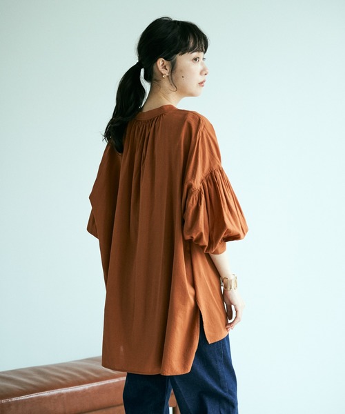 earth music&ecology(アースミュージックアンドエコロジー)の「綿レーヨンカフタンチュニック *(Tシャツ/カットソー・レディース・アイボリー/ベージュ/テラコッタ/カーキ・FREE)」の3枚目の写真