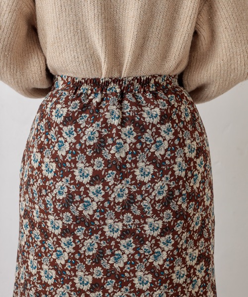 natural couture(ナチュラルクチュール)の「オリエンタル柄マーメイドフレアスカート(スカート・レディース・ブラック/ブラウン・FREE)」の15枚目の写真