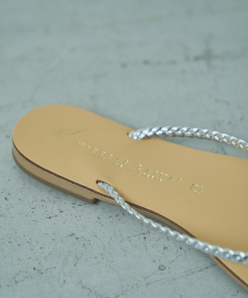 NICOLAS LAINAS アシンメトリーサンダル（サンダル）｜NICOLAS LAINAS（ニコラスライナス）