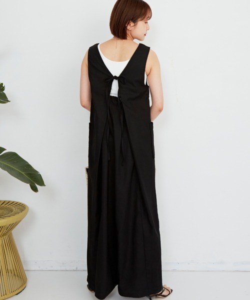 Auntie Rosa Holiday（アンティローザホリデー）の「バックシャンリネンサロペット（サロペット/オーバーオール・レディース・ブラック/モカ/ナチュラル・FREE）」の20枚目の写真