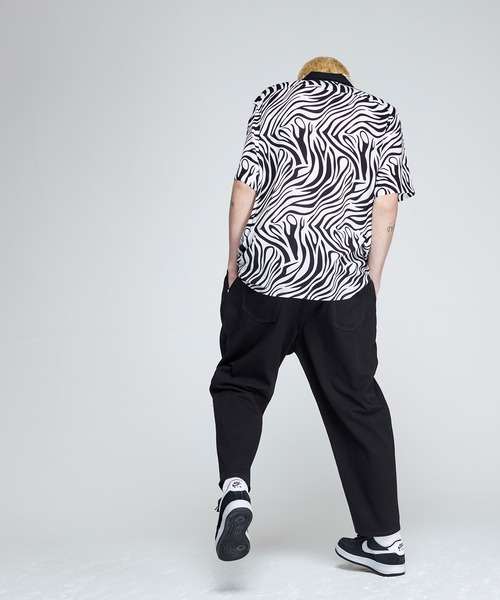 NOISE MAKER（ノイズメーカー）の「2タックワイドテーパードデニム【ブラック】（デニムパンツ・メンズ・ブラック・SMALL/LARGE/MEDIUM）」の20枚目の写真