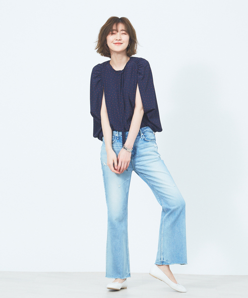 Rouge vif(ルージュヴィフ)の「ドットリボンブラウス(シャツ/ブラウス・レディース・アイボリー/ネイビー・フリー)」の17枚目の写真