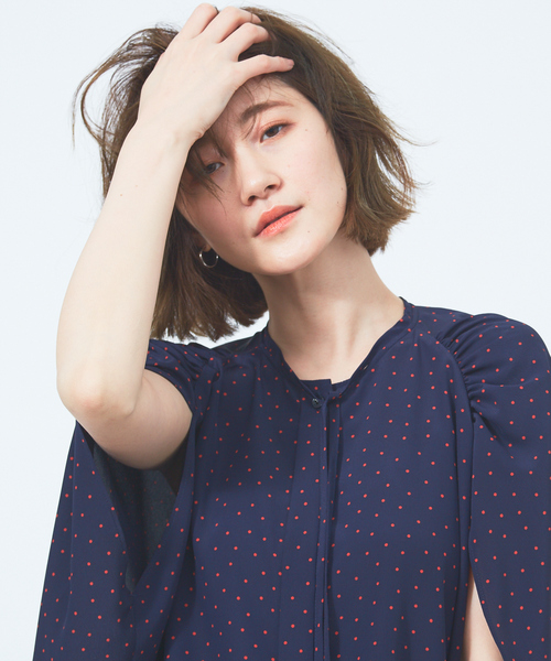 Rouge vif(ルージュヴィフ)の「ドットリボンブラウス(シャツ/ブラウス・レディース・アイボリー/ネイビー・フリー)」の10枚目の写真