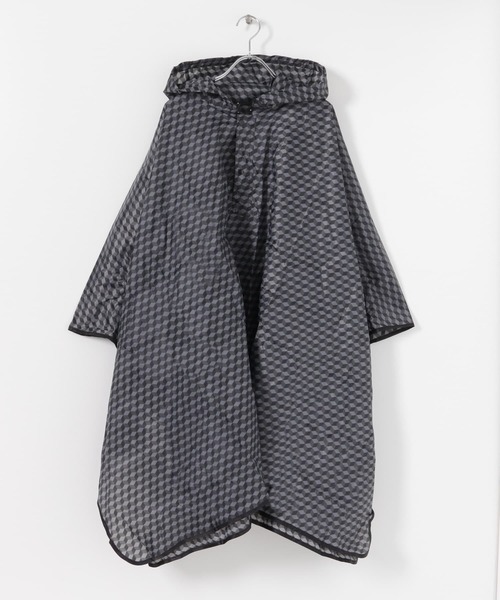 ameme（アメメ）の「Danke　RAIN CAPE∴（ポンチョ・レディース・ホワイト/ブラック/その他2/オレンジ/イエロー/グリーン/ネイビー・-）」の2枚目の写真