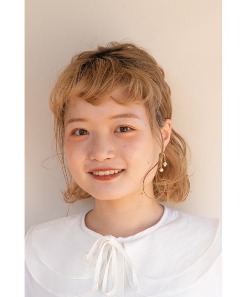Chaco(チャコ)の「CHACO/ ビーズフラワーとパールのイヤリング(イヤリング・レディース・アイボリー・FREE)」の5枚目の写真