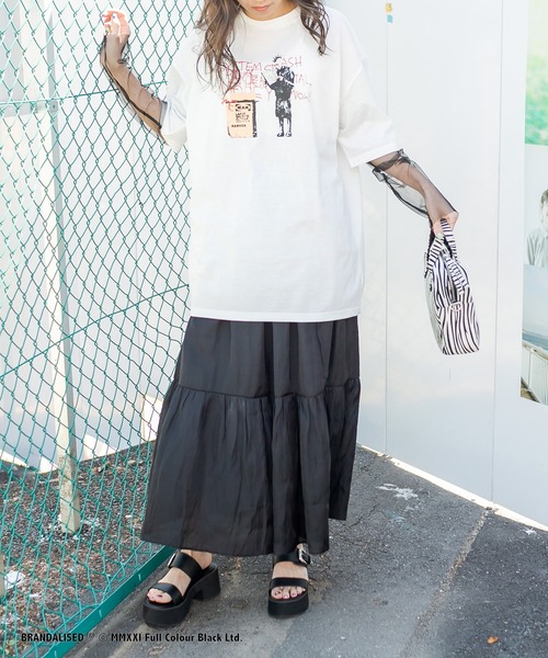 RASVOA(ラスボア)の「Banksy's GraffitiビッグT/Art DIY Punk(Tシャツ/カットソー・レディース・ブラック/オフホワイト・FREE)」の18枚目の写真