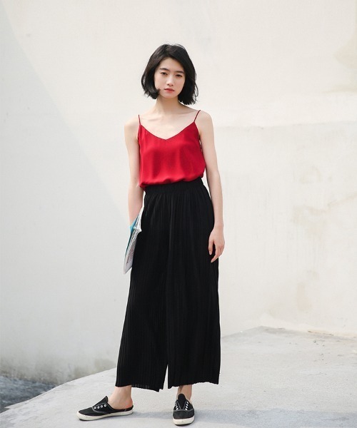 yuue' ( wear )(ユーイ)の「レイヤードシンプルキャミソール(キャミソール・レディース・ホワイト/レッド・FREE)」の18枚目の写真