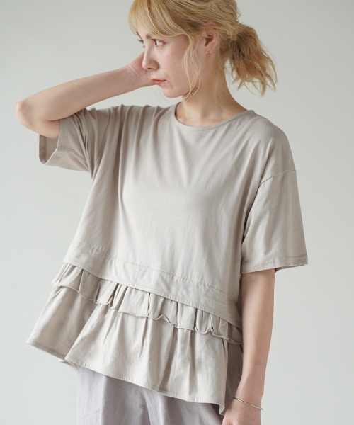 LUPILIEN(ルピリアン)の「クールタッチ素材レイヤードカットソー(Tシャツ/カットソー・レディース・チャコールグレー/ライトベージュ/オフホワイト・FREE)」の3枚目の写真
