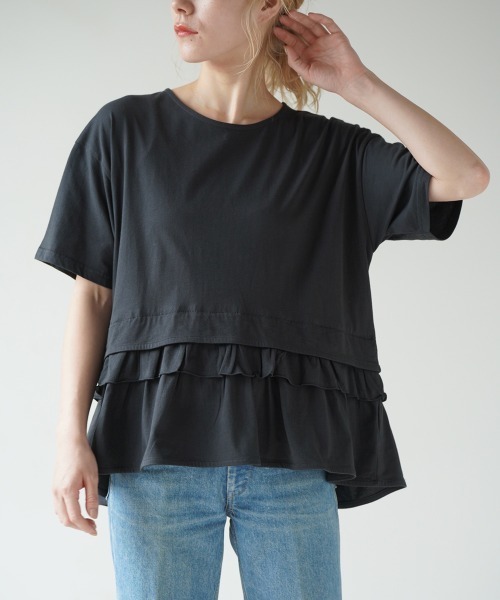 LUPILIEN(ルピリアン)の「クールタッチ素材レイヤードカットソー(Tシャツ/カットソー・レディース・チャコールグレー/ライトベージュ/オフホワイト・FREE)」の4枚目の写真
