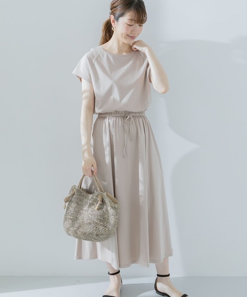 URBAN RESEARCH Sonny Label（アーバンリサーチサニーレーベル）の「【WEB限定】フレンチラグランフレアワンピース（ワンピース・レディース・ネイビー/グレー系その他/ピンクベージュ・FREE）」の3枚目の写真