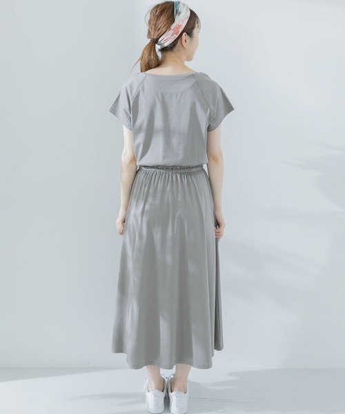 URBAN RESEARCH Sonny Label（アーバンリサーチサニーレーベル）の「【WEB限定】フレンチラグランフレアワンピース（ワンピース・レディース・ネイビー/グレー系その他/ピンクベージュ・FREE）」の20枚目の写真