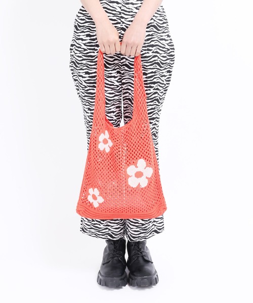 WC（ダブル シー）の「フラワーニットトートバッグ（トートバッグ・レディース・パープル/オレンジ/グリーン/アイボリー・FREE）」の5枚目の写真