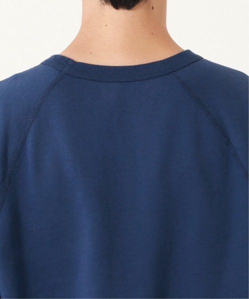 SAVE KHAKI UNITED（セーブカーキユナイテッド）の「【SAVE KHAKI UNITED】SUPIMA FLEECE CREW SWEATSHIRT（スウェット・メンズ・ブラック/ネイビー/ダークブルー/ピンク/ホワイト×ホワイト/サファリグリーン/Red・SMALL/MEDIUM/LARGE/X-LARGE）」の8枚目の写真