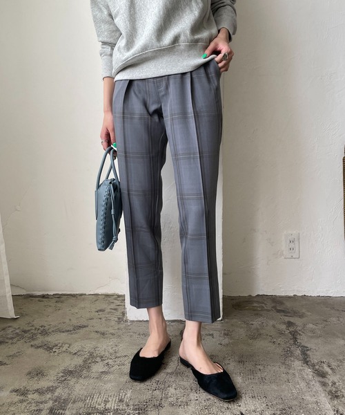 CAPRICIEUX LE'MAGE(カプリシューレマージュ)の「NEWイージータックパンツ(その他パンツ・レディース・レッド/モカ/グレー/ブラック/ピンク・36/40/38)」の2枚目の写真