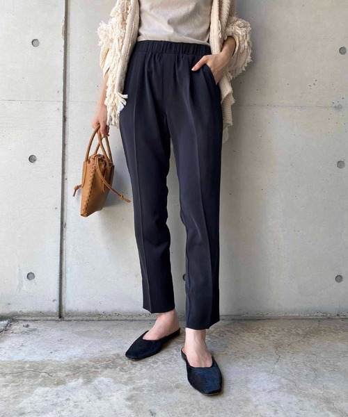 CAPRICIEUX LE'MAGE(カプリシューレマージュ)の「NEWイージータックパンツ(その他パンツ・レディース・レッド/モカ/グレー/ブラック/ピンク・36/40/38)」の1枚目の写真