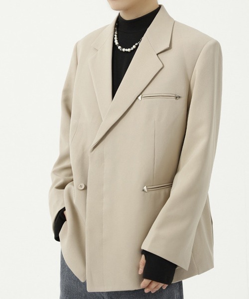 WESTBOY(ウエストボーイ)の「【WB ORIGINALS】Deformation Fly Front Tailored Jacket WO21W2OT17(テーラードジャケット・メンズ・ベージュ/ブラック・L/XL/M)」の4枚目の写真