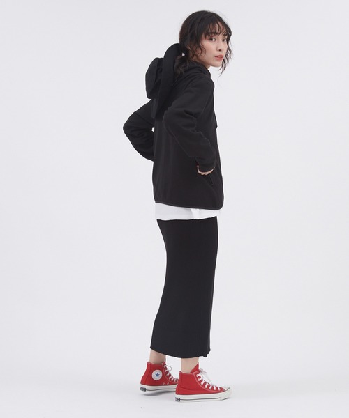 CONVERSE(コンバース)の「CONVERSE/コンバース ストレッチフリースパーカー(パーカー・レディース・ブラック/ブルー/パープル/オフホワイト/カーキ・M/L)」の11枚目の写真