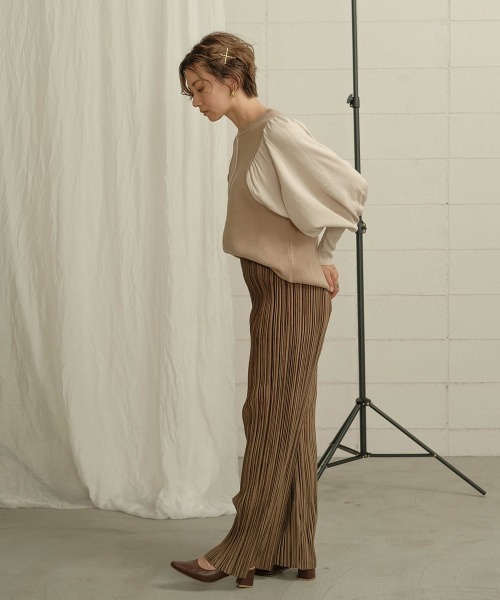 Bab（バブ）の「【WEB限定】袖ボリューム配色ニットトップス（ニット/セーター・レディース・ブラック/モカ/ピンクベージュ・M）」の19枚目の写真