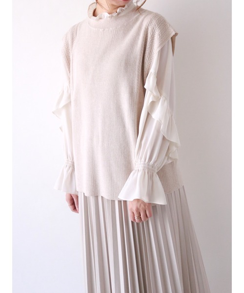 Te chichi(テチチ)の「透かし柄デザインニットベスト(ベスト・レディース・ブラック/ベージュ/ブラウン・フリ-)」の1枚目の写真