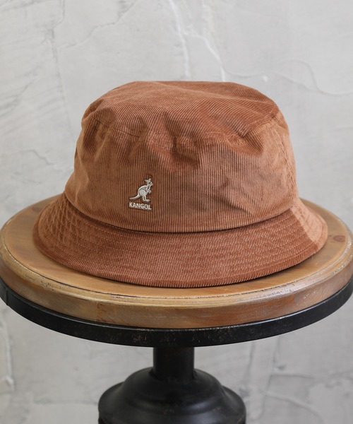 KANGOL（カンゴール）の「【KANGOL/カンゴール】コーデュロイ ワンポイントロゴバケットハット（ハット・メンズ・ブラック/ベージュ/ウッド・M/L）」の19枚目の写真
