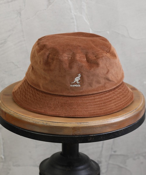 KANGOL（カンゴール）の「【KANGOL/カンゴール】コーデュロイ ワンポイントロゴバケットハット（ハット・メンズ・ブラック/ベージュ/ウッド・M/L）」の18枚目の写真