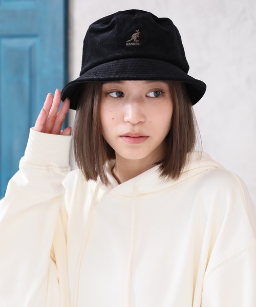 KANGOL（カンゴール）の「【KANGOL/カンゴール】コーデュロイ ワンポイントロゴバケットハット（ハット・メンズ・ブラック/ベージュ/ウッド・M/L）」の6枚目の写真