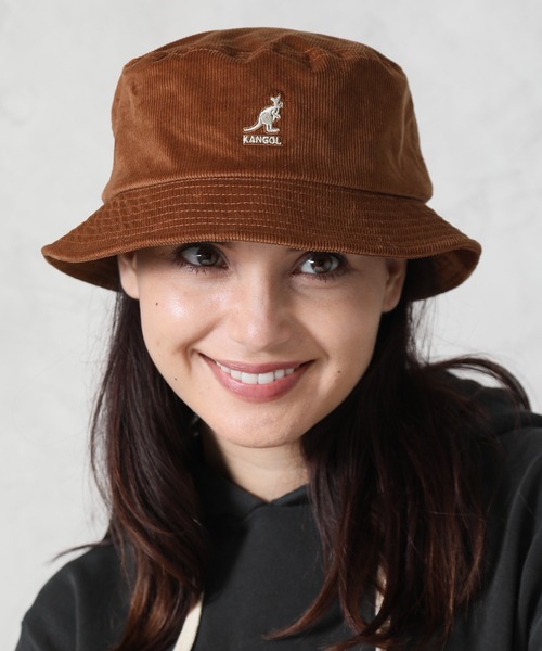 KANGOL（カンゴール）の「【KANGOL/カンゴール】コーデュロイ ワンポイントロゴバケットハット（ハット・メンズ・ブラック/ベージュ/ウッド・M/L）」の10枚目の写真