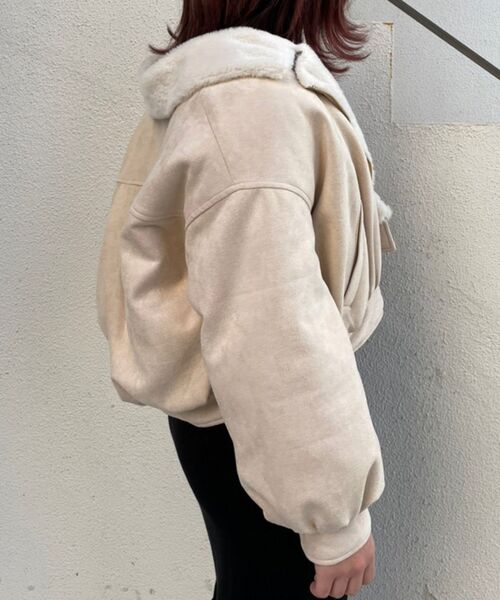 MAJESTIC LEGON（マジェスティックレゴン）の「ふわふわボリュームライダース（ライダースジャケット・レディース・アイボリー/ベージュ/モカ/ブラウン/オフホワイト/ホワイト・SMALL/MEDIUM）」の10枚目の写真