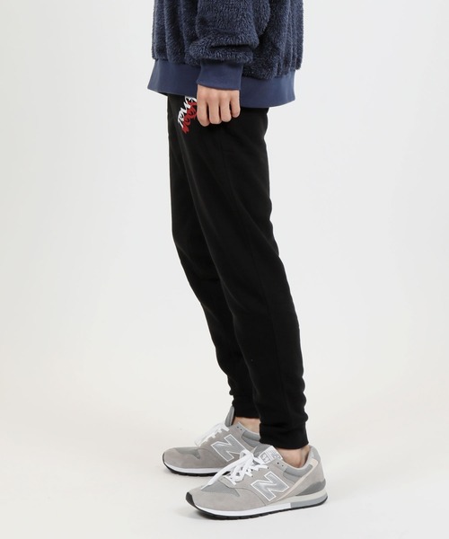 TopIsm(トップイズム)の「裏起毛プリント入りスウェットジョガーパンツ(その他パンツ・メンズ・その他5/その他3/その他2/その他6/その他1/その他4・LL/M/L)」の11枚目の写真
