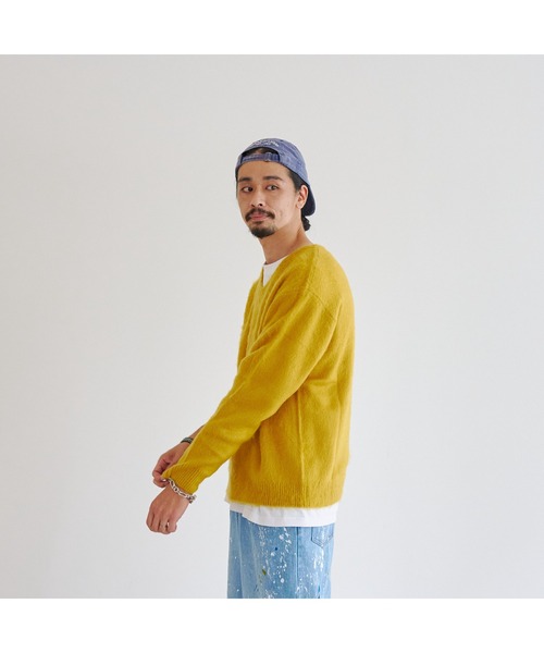 CPCM(シーピーシーエム)の「カラーニットVネックプルオーバー(ニット/セーター・メンズ・サックスブルー/マスタード/ベージュ/グリーン/チャコールグレー・FREE)」の9枚目の写真