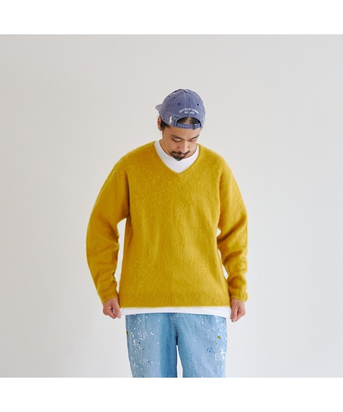 CPCM(シーピーシーエム)の「カラーニットVネックプルオーバー(ニット/セーター・メンズ・サックスブルー/マスタード/ベージュ/グリーン/チャコールグレー・FREE)」の11枚目の写真