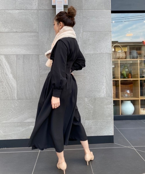 EIMY ISTOIRE(エイミーイストワール)の「エコファーティペット(マフラー・レディース・Moca/ブラック/アイボリー/ブラウン・FREE)」の21枚目の写真