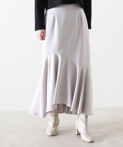 Cheek（チーク）の「【日本製】アシメヘムマーメイドスカート（スカート・レディース・グレイッシュベージュ/ブルー/ダークブラウン・MEDIUM）」の2枚目の写真