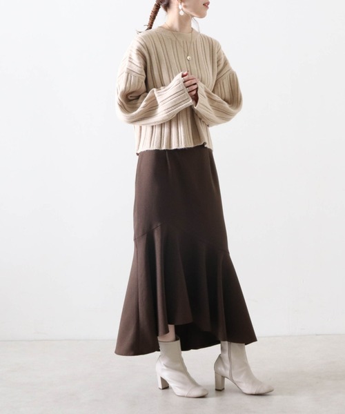 Cheek（チーク）の「【日本製】アシメヘムマーメイドスカート（スカート・レディース・グレイッシュベージュ/ブルー/ダークブラウン・MEDIUM）」の20枚目の写真