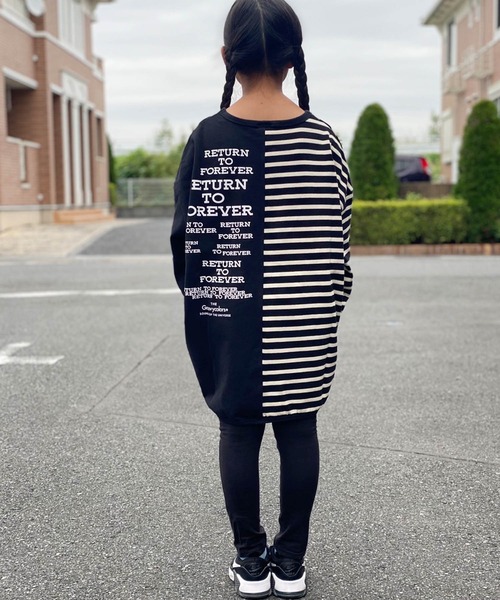 GROOVY COLORS（グルービーカラーズ）の「GROOVY COLORS/グルービーカラーズ テンジクボーダー BALLOON TEE バルーン ボーダーTシャツ オーバーサイズ（Tシャツ/カットソー・キッズ・ホワイト×ブラック/ブルー系その他・140/130）」の4枚目の写真