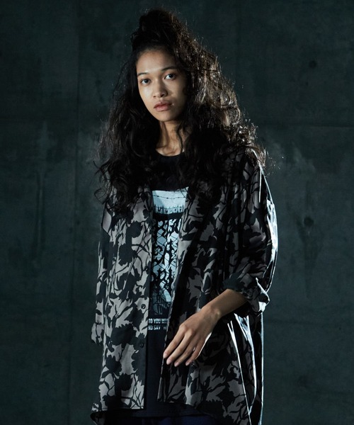 VIRGOwearworks(ヴァルゴウェアワークス)の「VIVID PLANTS SHIRTS(シャツ/ブラウス・メンズ・チャコールグレー/カーキ/グリーン・4/2/3)」の4枚目の写真
