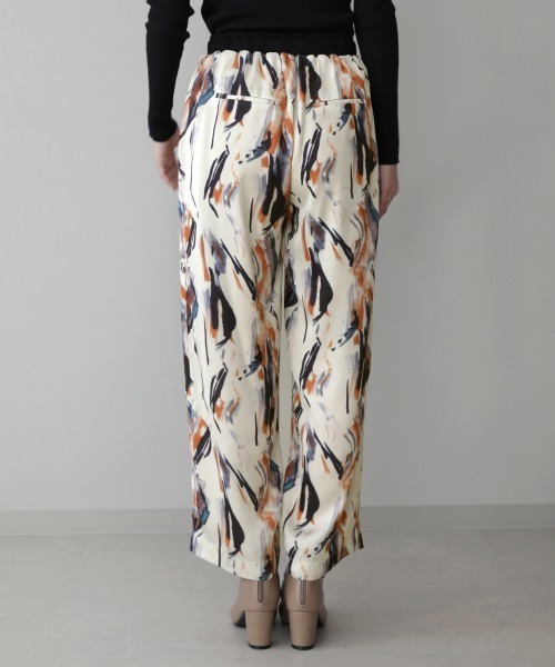 Bou Jeloud(ブージュルード)の「ペイント柄パンツ(その他パンツ・レディース・オフホワイト/ブルー・38)」の12枚目の写真