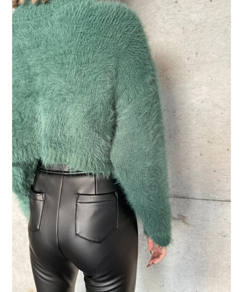 EGOIST（エゴイスト）の「ショートフェザーヤーンニットトップス（ニット/セーター・レディース・ホワイト/ブラック/グリーン・FREE）」の5枚目の写真