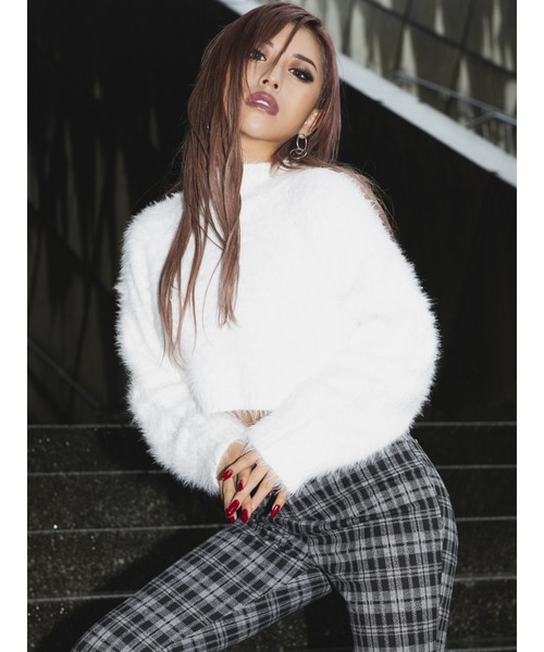 EGOIST（エゴイスト）の「ショートフェザーヤーンニットトップス（ニット/セーター・レディース・ホワイト/ブラック/グリーン・FREE）」の20枚目の写真