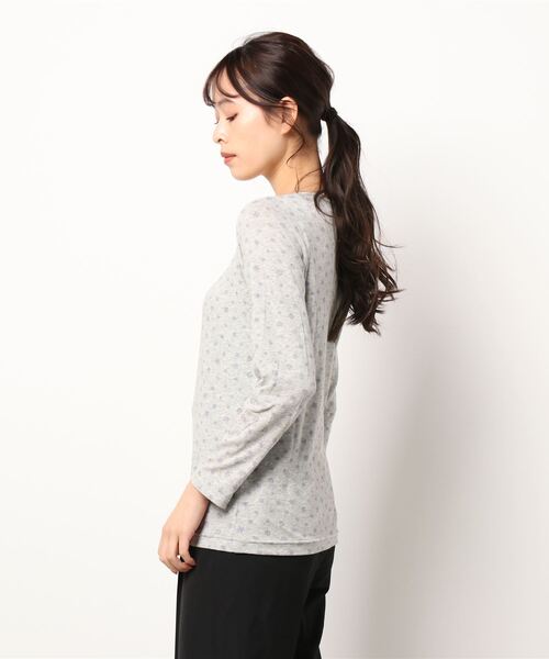 Samansa Mos2（サマンサ モスモス）の「ベア天竺雪柄クルーネックカットソー（Tシャツ/カットソー・レディース・ブラック/ベージュ/グレー/ミント・ﾌﾘ-）」の5枚目の写真