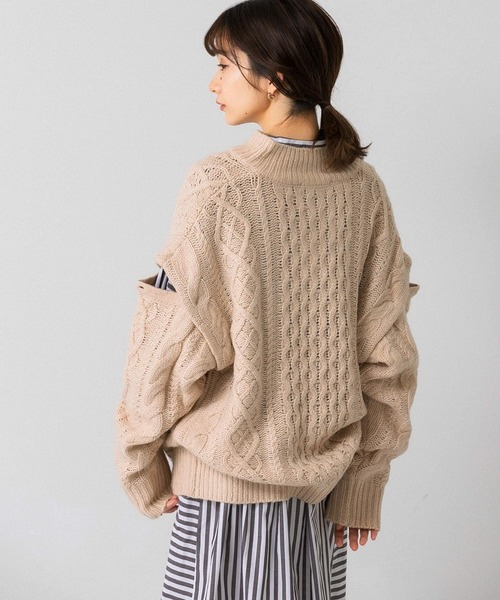 KBF（ケイビーエフ）の「2WAYケーブルルーズニット（ニット/セーター・レディース・ライトベージュ/オフホワイト/ライトブルー・ONE）」の13枚目の写真