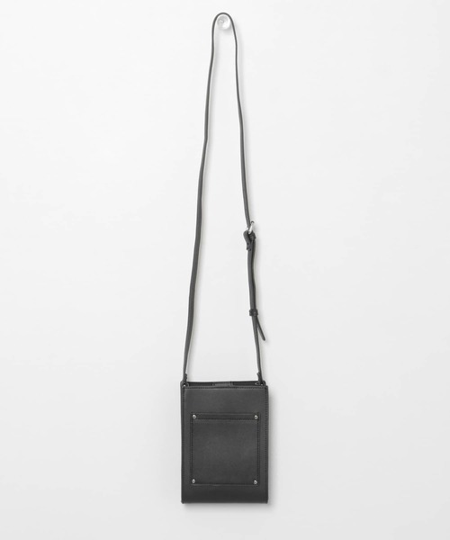 SENSE OF PLACE by URBAN RESEARCH（センスオブプレイスバイアーバンリサーチ）の「フェイクレザースクエアミニショルダーバッグ（ショルダーバッグ・メンズ・ブラック/ネイビー/ブラック系その他/ライトベージュ・ONE）」の16枚目の写真