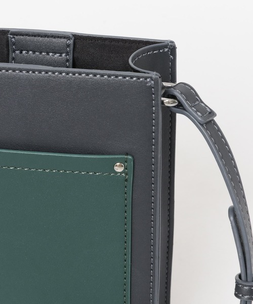 SENSE OF PLACE by URBAN RESEARCH（センスオブプレイスバイアーバンリサーチ）の「フェイクレザースクエアミニショルダーバッグ（ショルダーバッグ・メンズ・ブラック/ネイビー/ブラック系その他/ライトベージュ・ONE）」の21枚目の写真