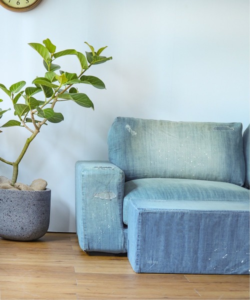 journal standard Furniture （ジャーナルスタンダードファニチャー）の「FRANKLIN エクササイズスツール　ダメージデニム（家具・レディース・その他・FREE）」の3枚目の写真